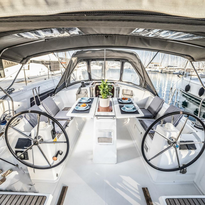 Rania | Oceanis 38.1 photo 4