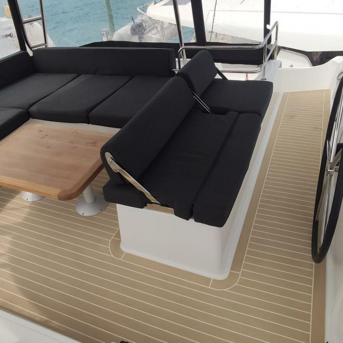 Euphoria IV | Lagoon 51 photo 9