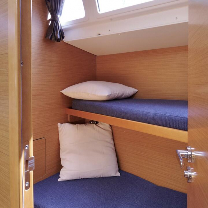 Bianca | Sun Odyssey 519 photo 18