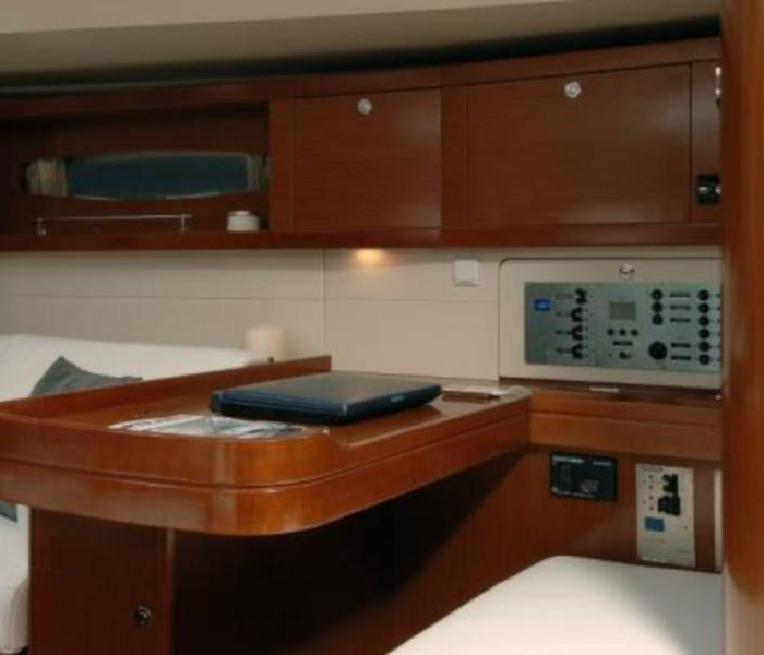 Flying Colours | Oceanis 50 Family photo 4