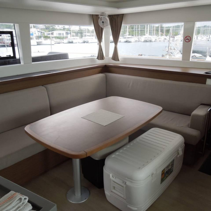 Zil Seashell | Lagoon 450 F photo 5