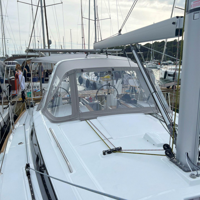 Jana | Oceanis 38.1 photo 15