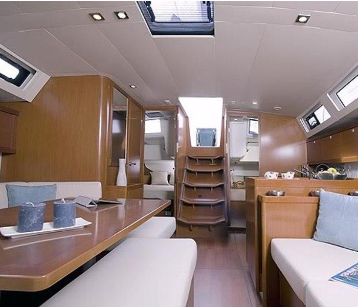 Alboran Gin Fizz (Las Galletas) | Oceanis 45-4 photo 2