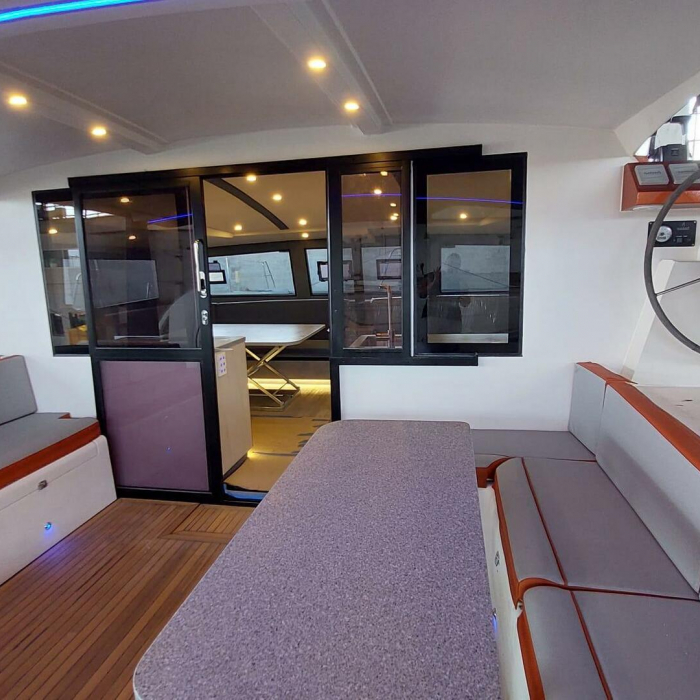 Orange | Luna 47 Power photo 15