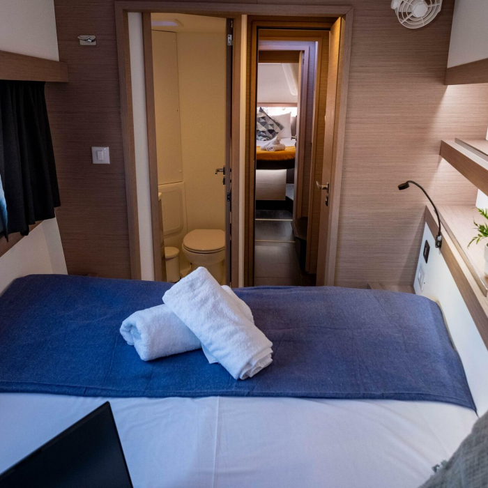 Artemis | Fountaine Pajot Isla 40 photo 74