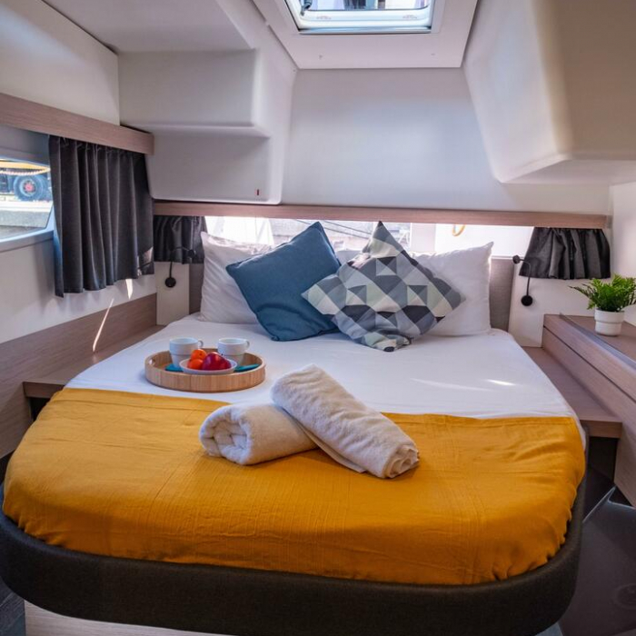 Artemis | Fountaine Pajot Isla 40 photo 32