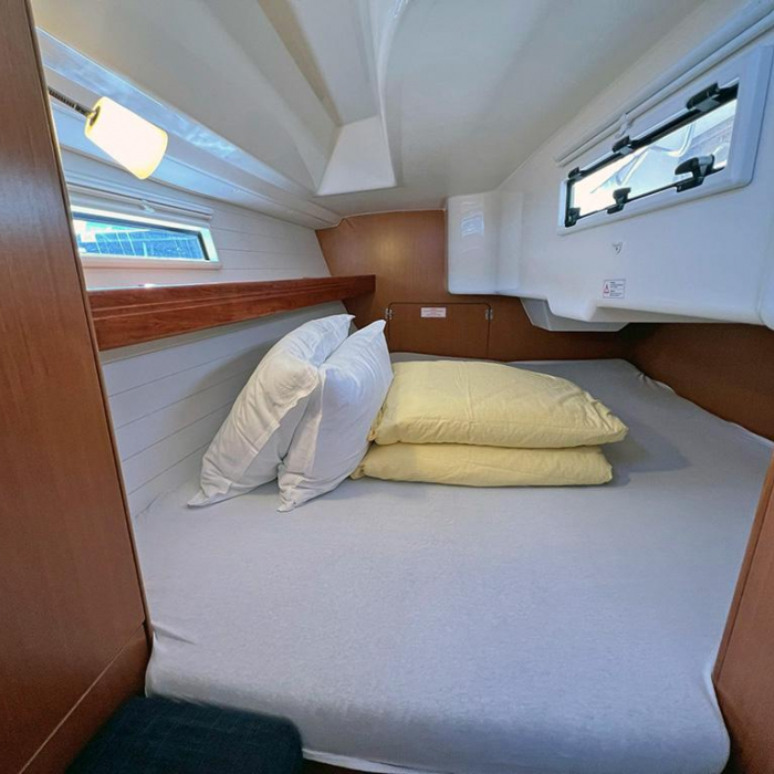 Burin | Bavaria Cruiser 33 photo 21