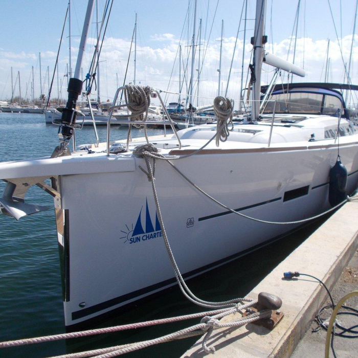 Catch The Wind | Dufour 460 GL photo 3