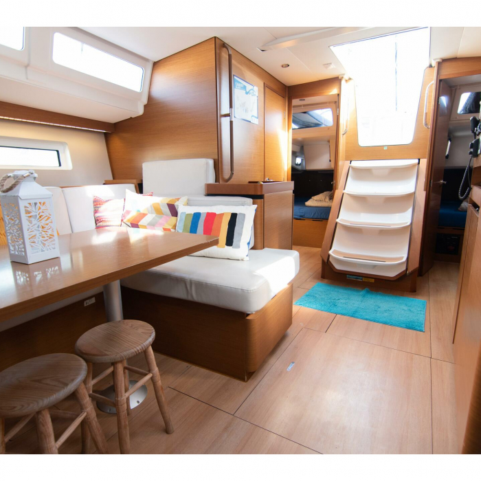 Little Mia | Sun Odyssey 490 photo 5