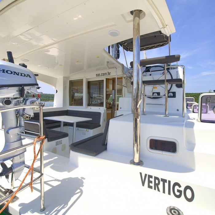 Vertigo | Lagoon 39 photo 16