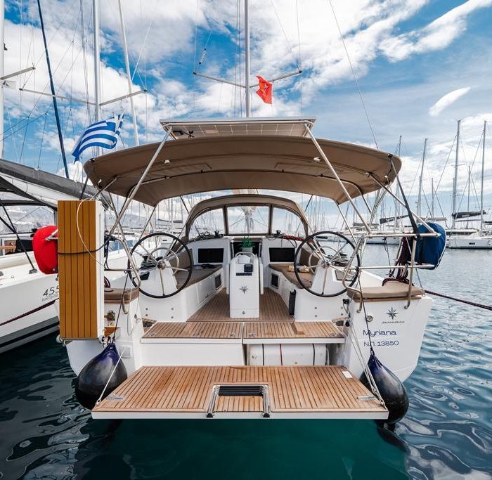 Myriana | Sun Odyssey 415 photo 16