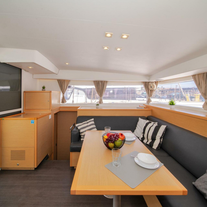 Callisto L400 | Lagoon 400 S2 photo 22