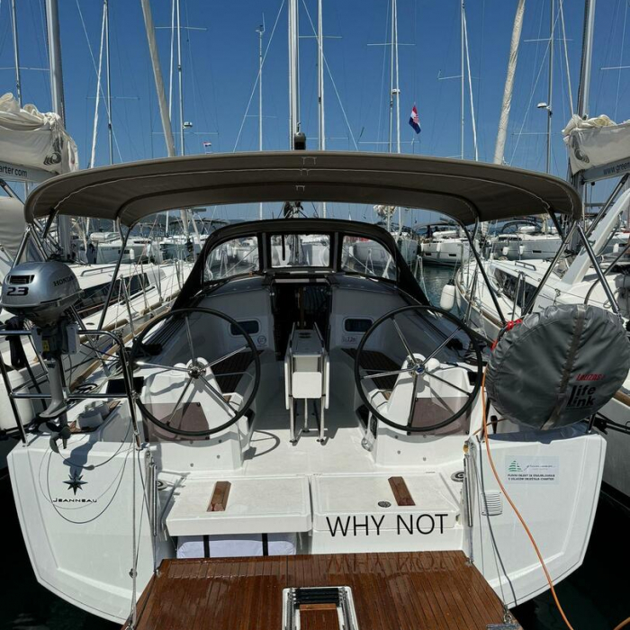 Why Not | Sun Odyssey 349 photo 3