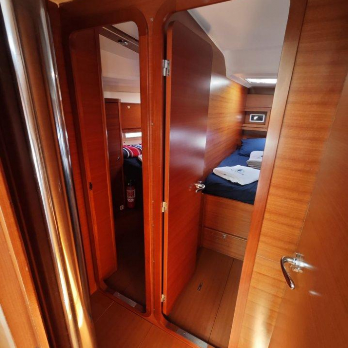 Grace | Dufour 450 GL photo 9