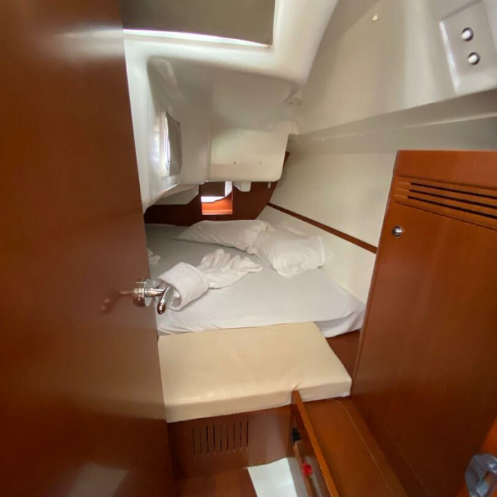 Felix | Oceanis 31 photo 6