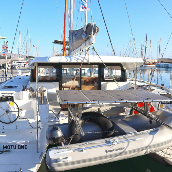 MOTU ONE | Excess 11 photo 5