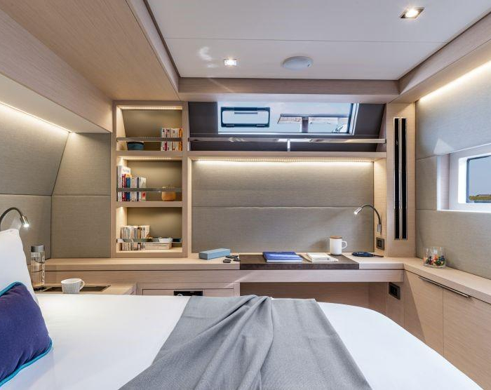 Hydrus | Lagoon 55 photo 71