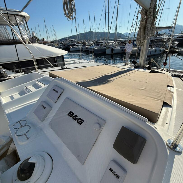 Lu Lu | Lagoon 450 Fly photo 5