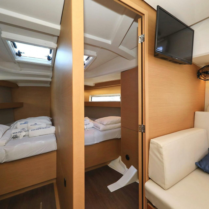 Dioniz | Sun Odyssey 490 photo 5