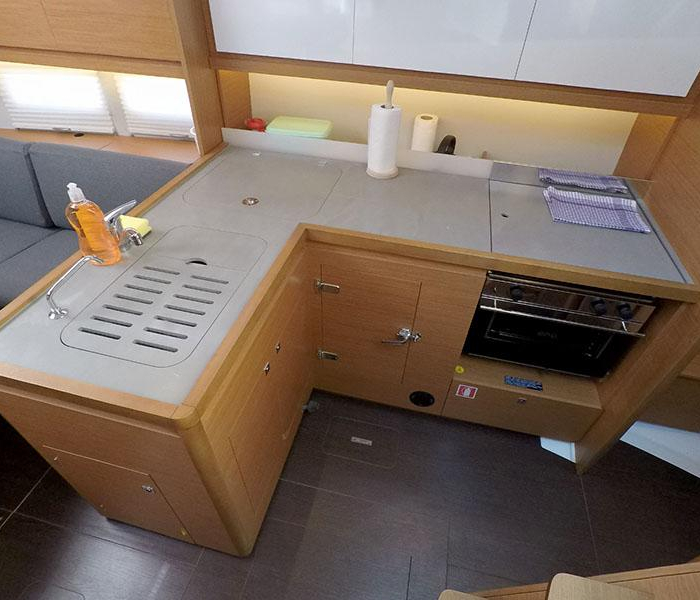 Barone | Dufour 390 GL photo 49