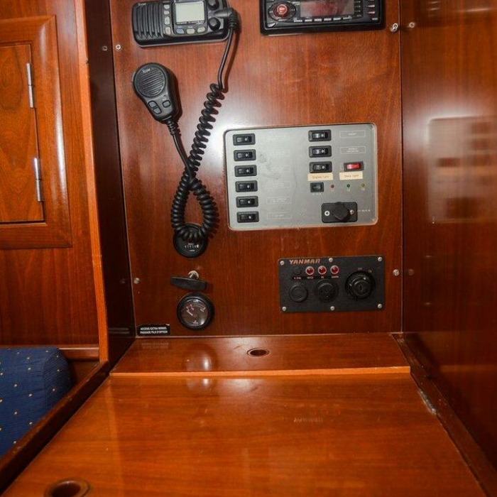 Despina | Oceanis Clipper 323 photo 17