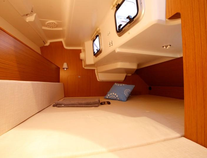 Carry On | Sun Odyssey 33i photo 11