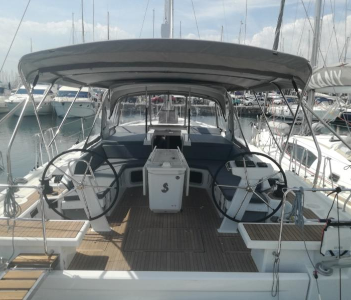 Aeolian Muse | Oceanis 51.1 photo 2