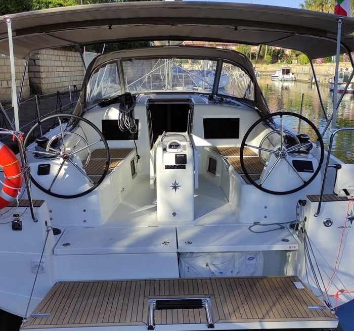 Camilleri | Sun Odyssey 410 photo 1