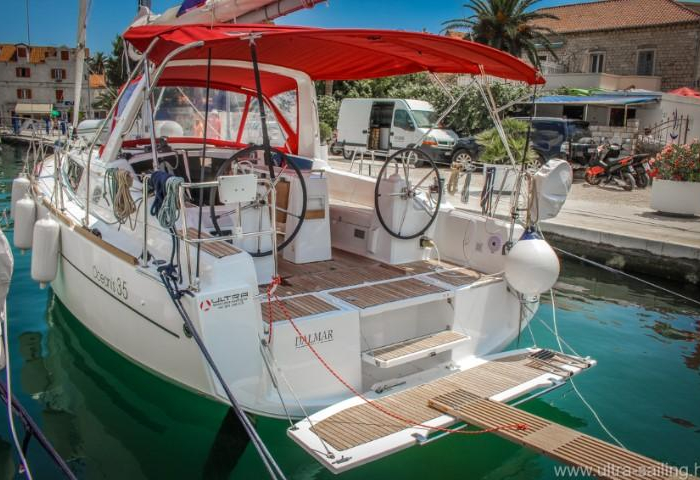 Dalmar | Oceanis 35 photo 4