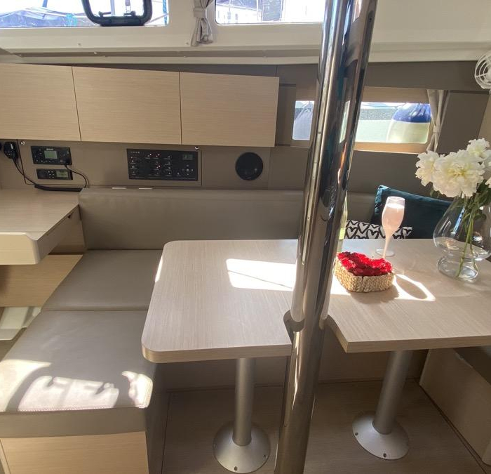 Polis | Oceanis 35.1 photo 13