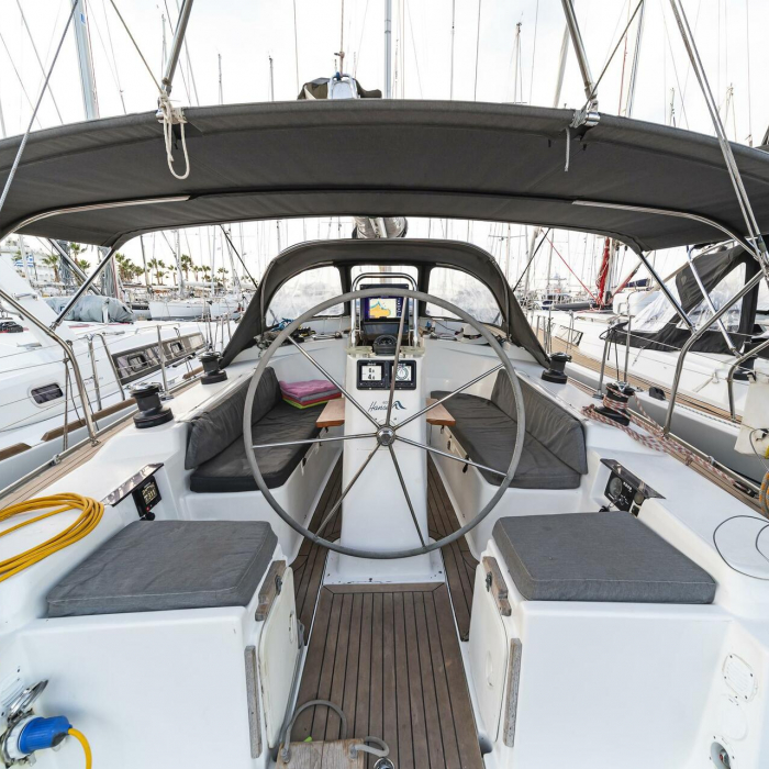 Flyer of Lorne | Hanse 400. photo 10