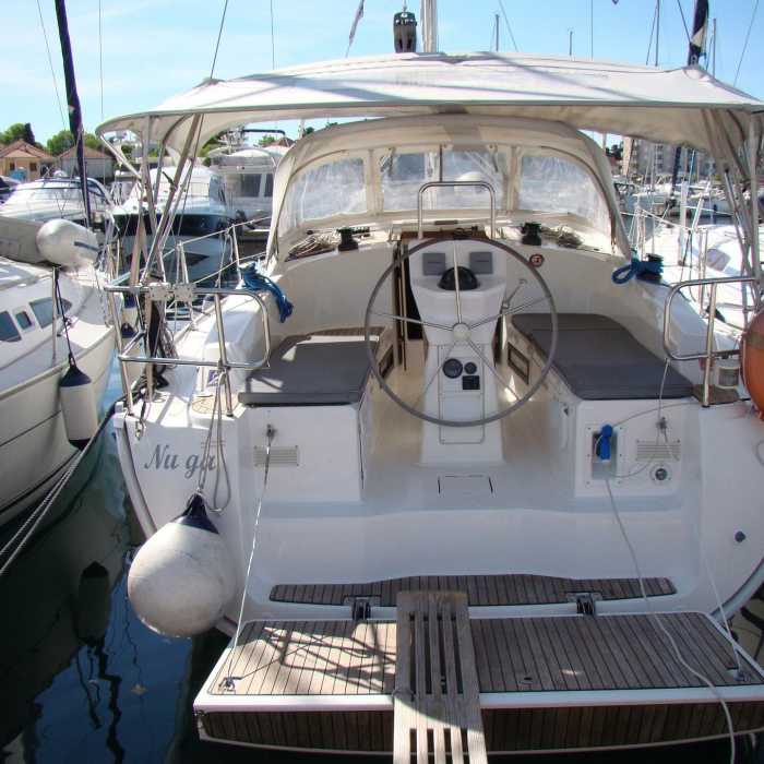 NU GA | Bavaria Cruiser 36 photo 2