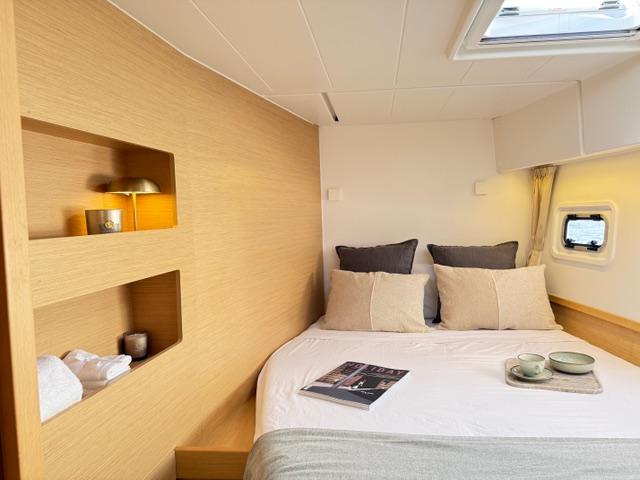 Mares | Lagoon 42 photo 22