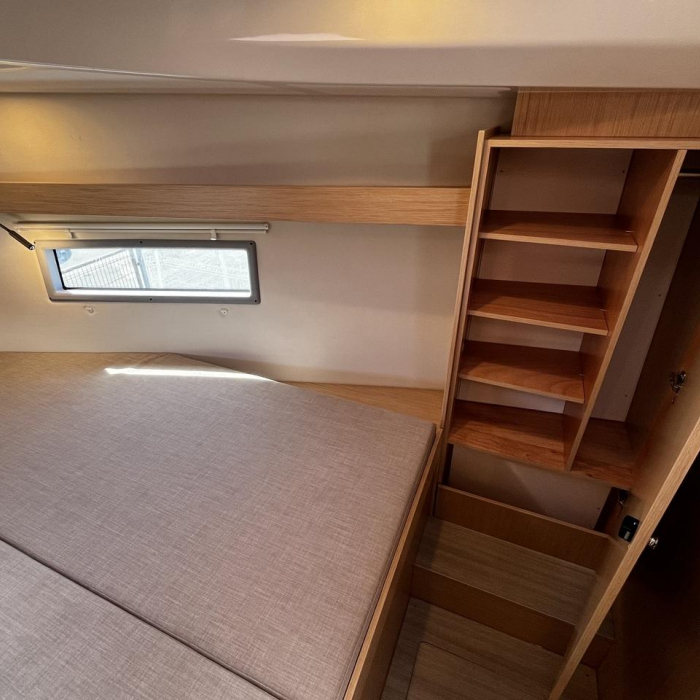 Babe | Bavaria C38 photo 9