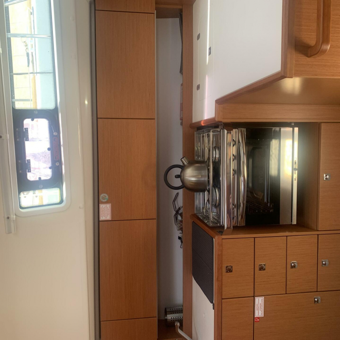 Maia | Bavaria C42 photo 8