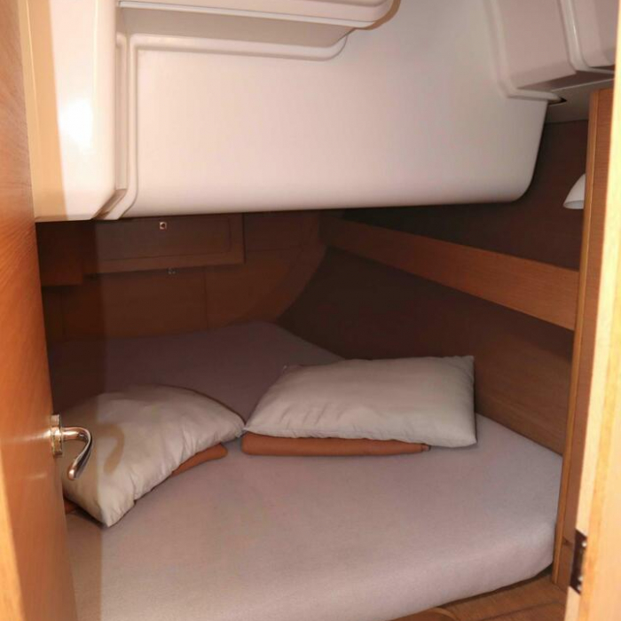 Economy | Dufour 382 GL photo 11