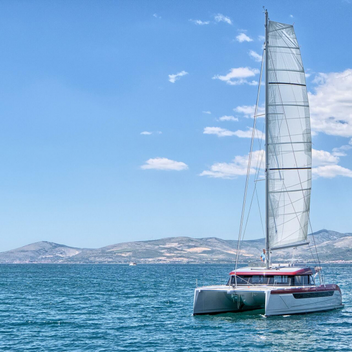 Katamaran | Luna 49 photo 5