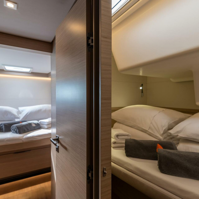 Lavina | Lagoon 51 photo 19