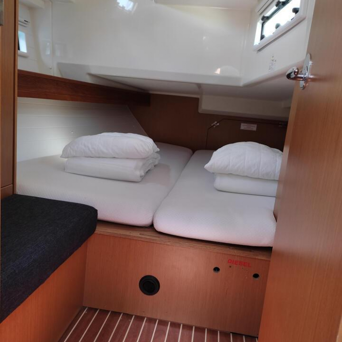 Isabelli | Bavaria Cruiser 40 photo 8