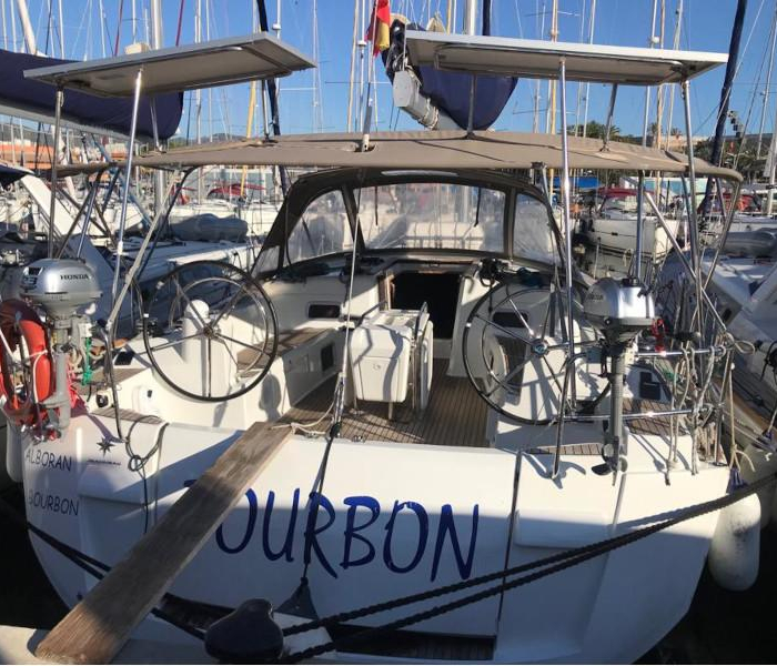Alboran Bourbon (Las Galletas) | Sun Odyssey 519 photo 6