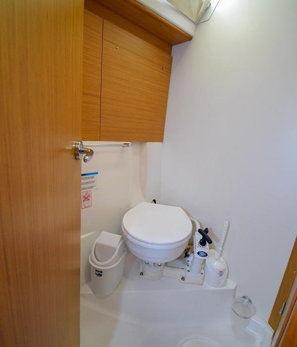 Loki | Sun Odyssey 44 i photo 27