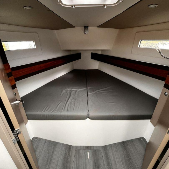 Xavier | RM 1070 photo 7