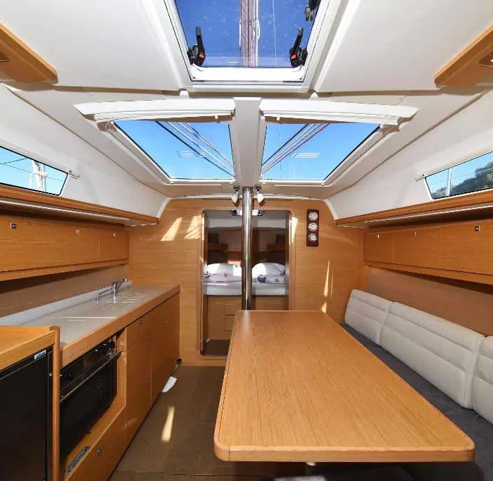 Economy | Dufour 382 GL photo 15