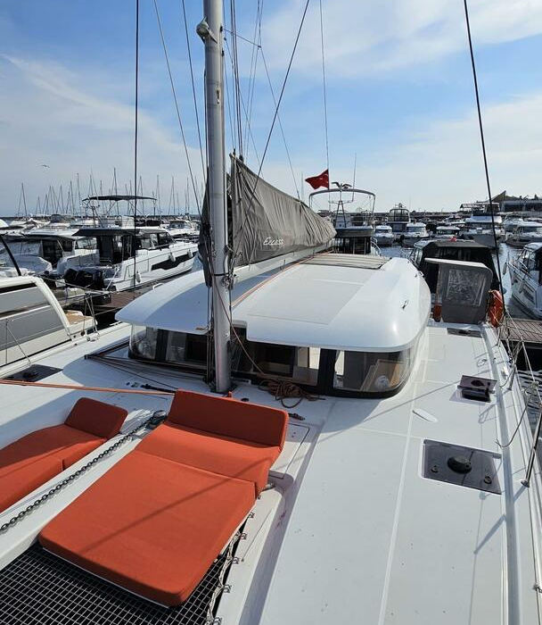 Smota | Excess 11 photo 1