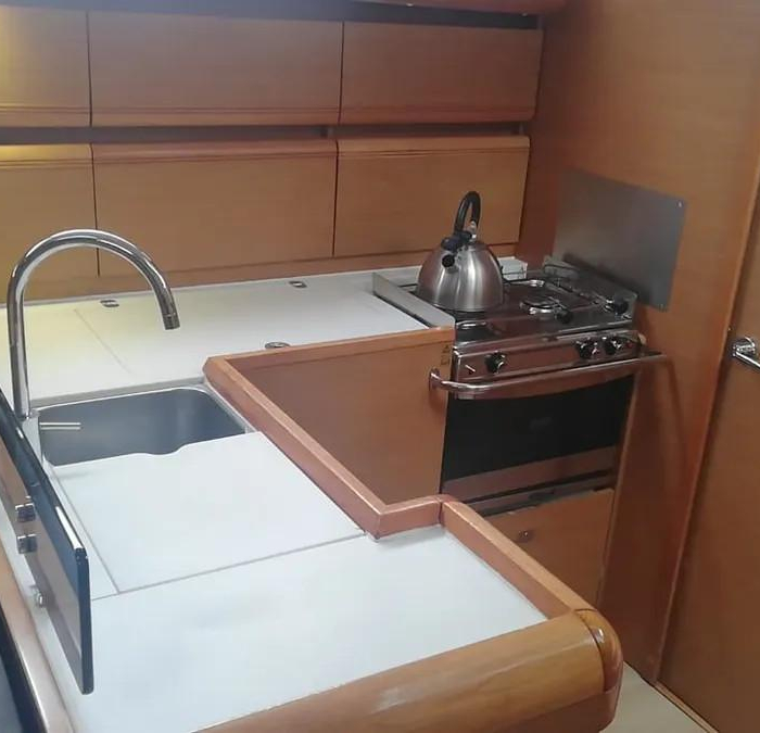 Captain Tzinos | Sun Odyssey 439 photo 24