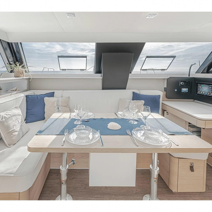 Catalina | Aventura 37 photo 3