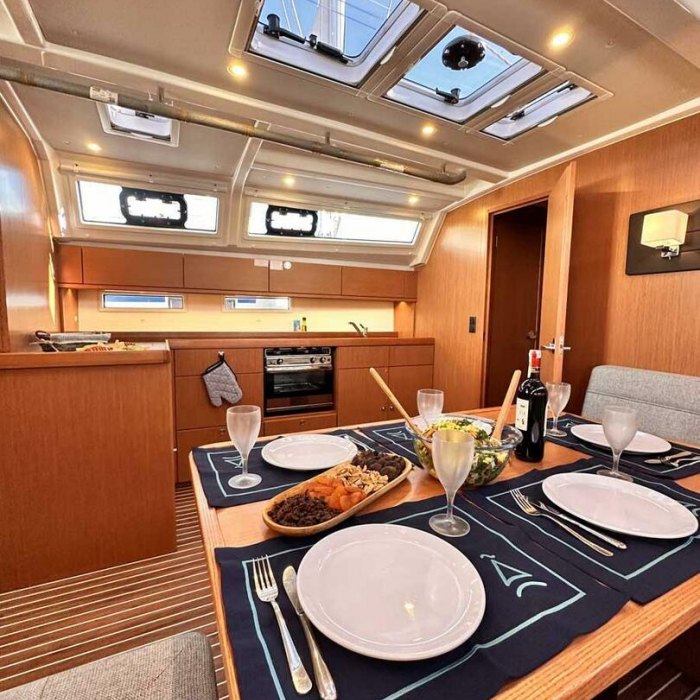 Leisure | Bavaria Cruiser 46 photo 9