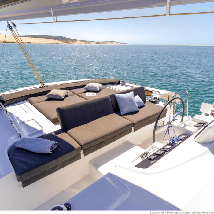 Dinaris | Lagoon 46 photo 3