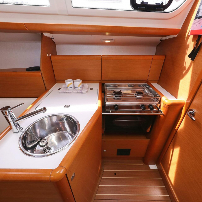 Cosma | Sun Odyssey 33i photo 19