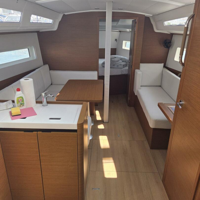 Ancsika | Sun Odyssey 380 photo 12